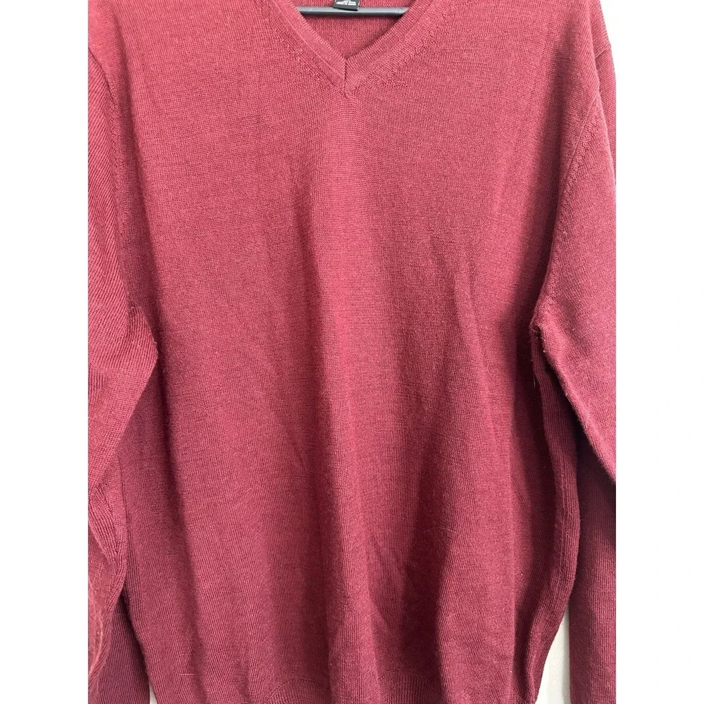 Kenneth Roberts LARGE 100% Merino Wool Sweater Red V Neck Pullover‎